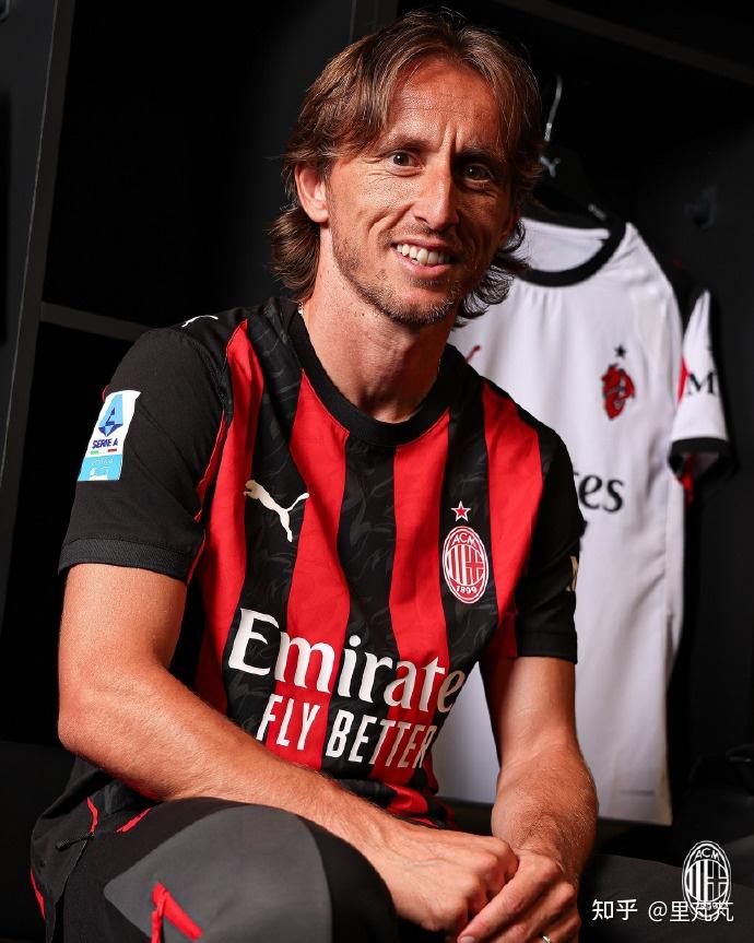 美媒：森林狼对欧文有意，爱德华兹本人支持这一举措