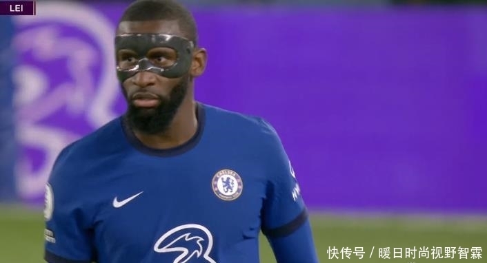 篮球湖人球员场上发挥获得球迷认可