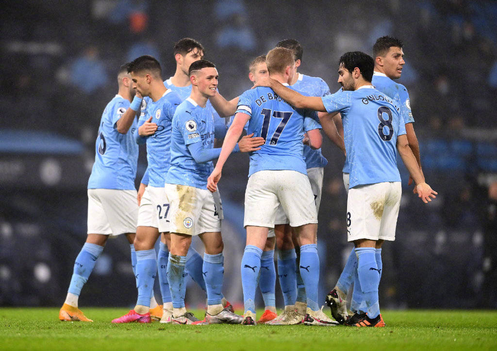 就要和你贴贴！曼联利物浦相爱相杀 积分死缠焦孟不离